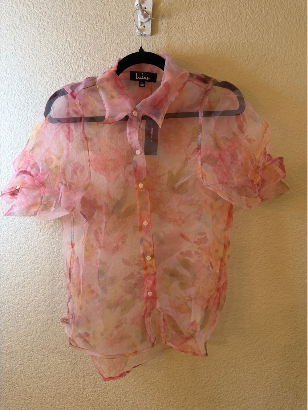 Lulus Women’s Small Sheer Pink Floral Button Up Top